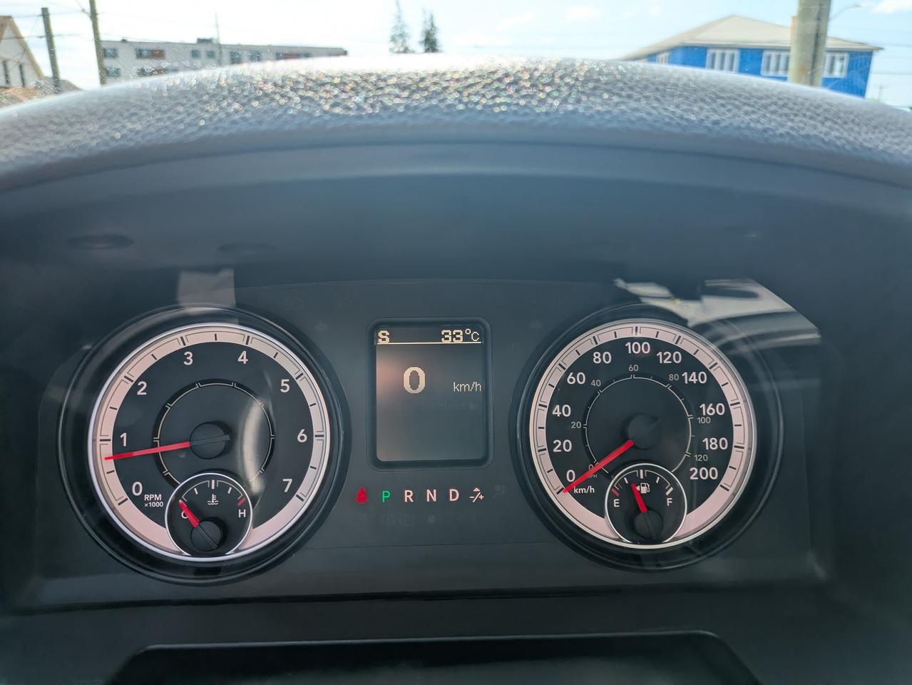 2016 RAM 1500 4WD Reg Cab 120.5" Express Photo