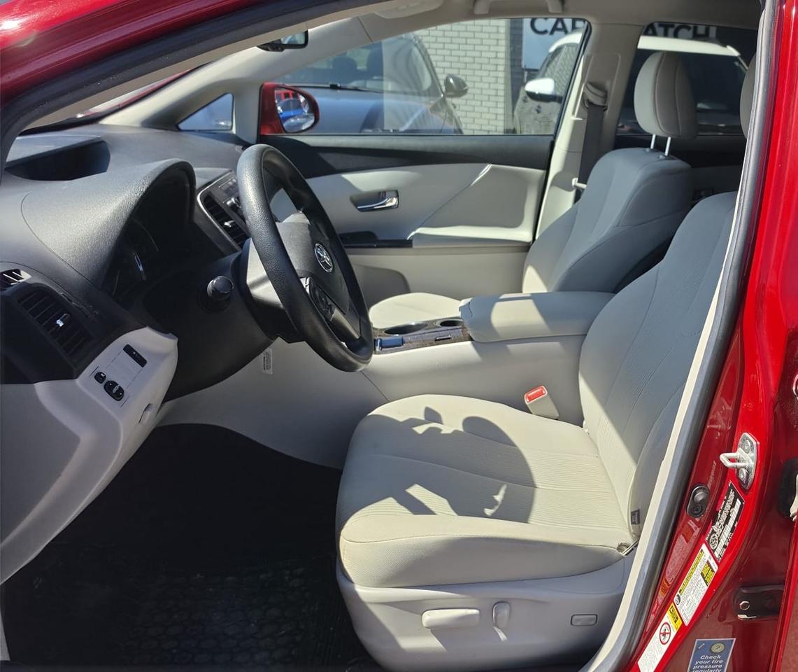 2014 Toyota Venza LE / PWR SEAT / BLUETOOTH / REAR CAM / CRUISE Photo