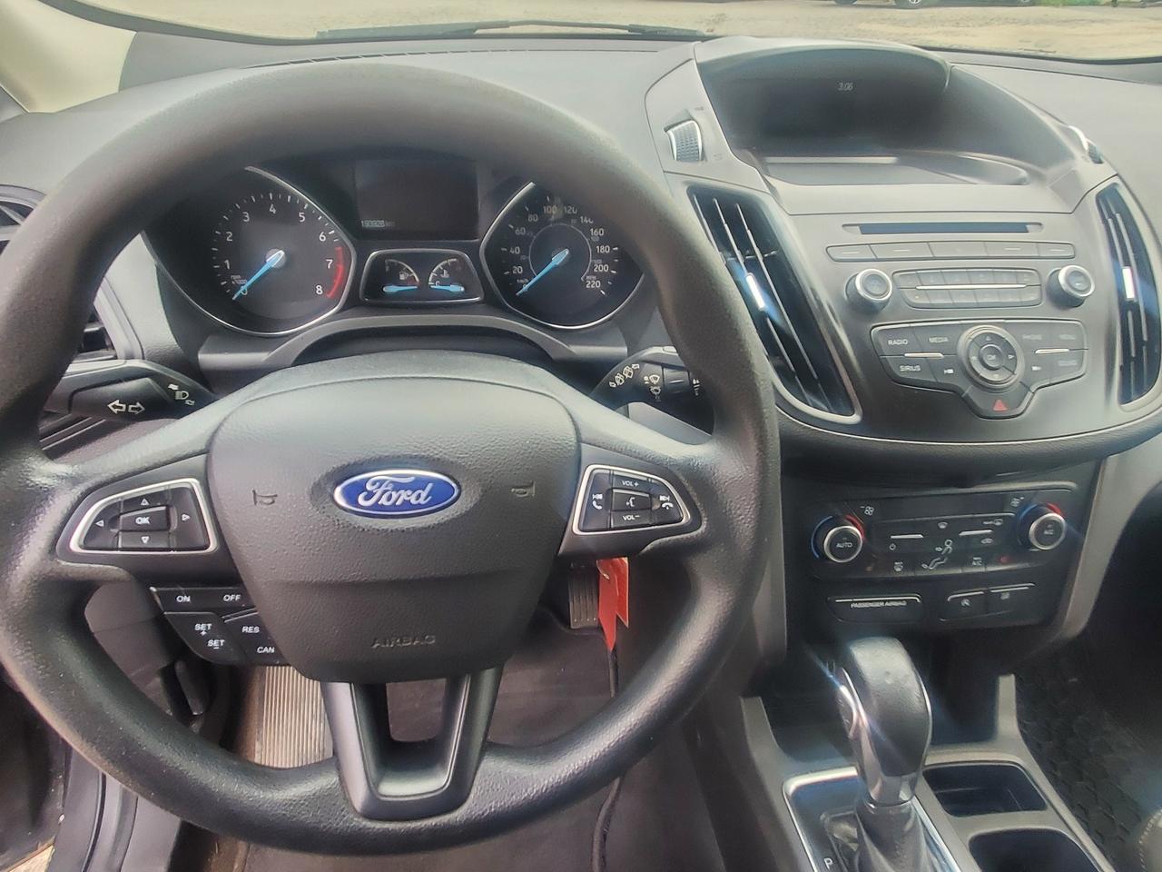 2018 Ford Escape SE Photo