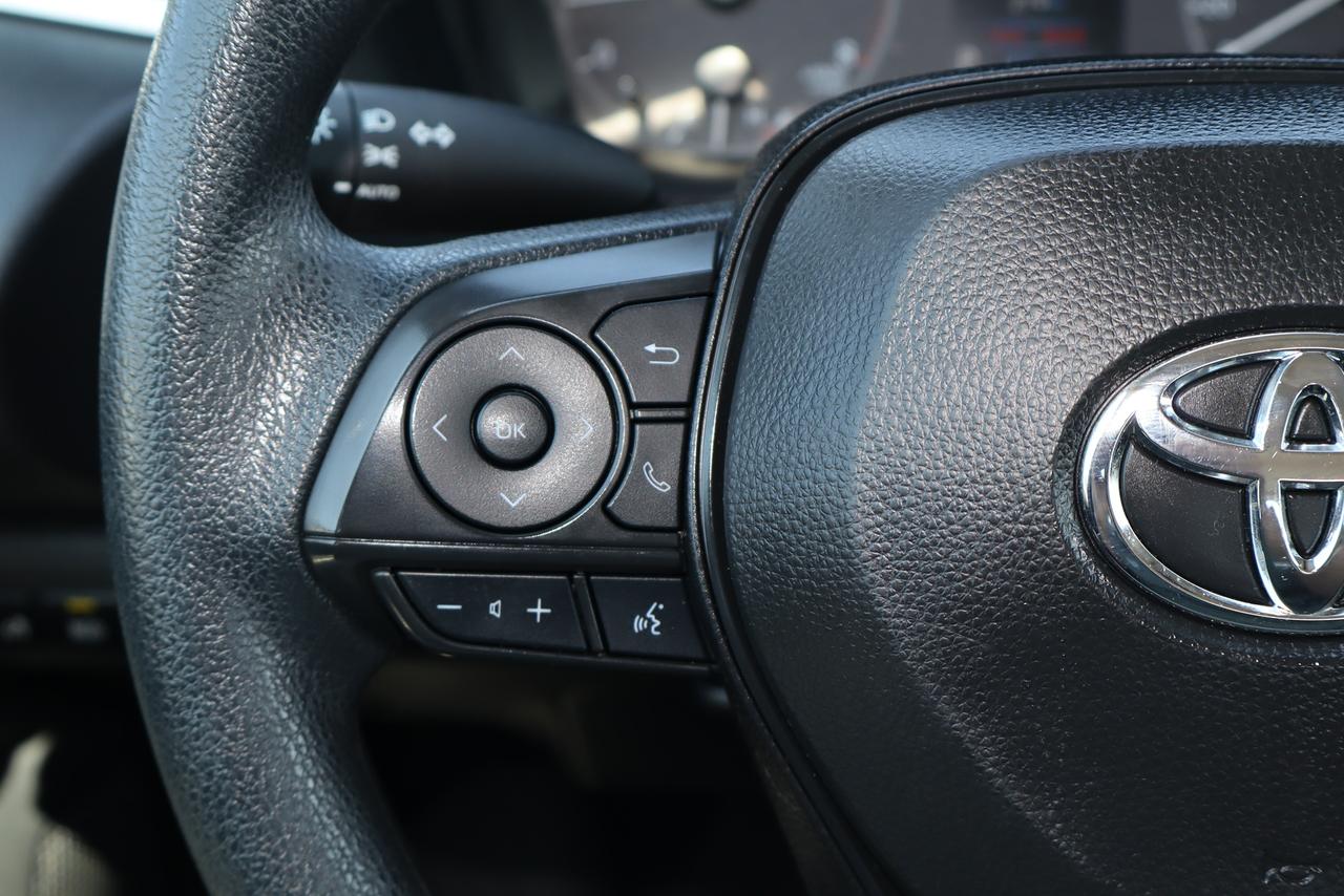 2024 Toyota Corolla LE Photo