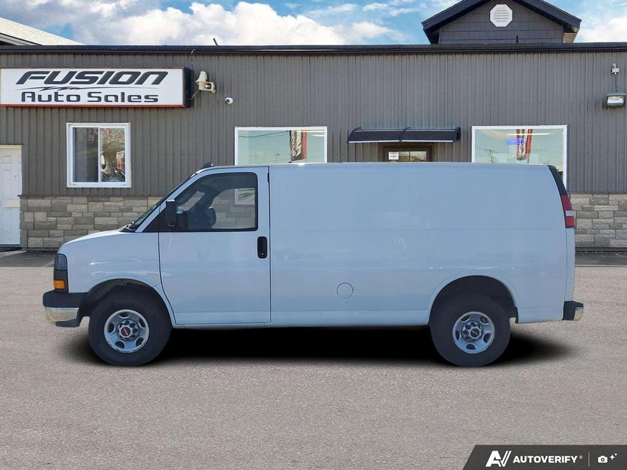 2020 GMC Savana Cargo Van RWD 2500 135" Photo