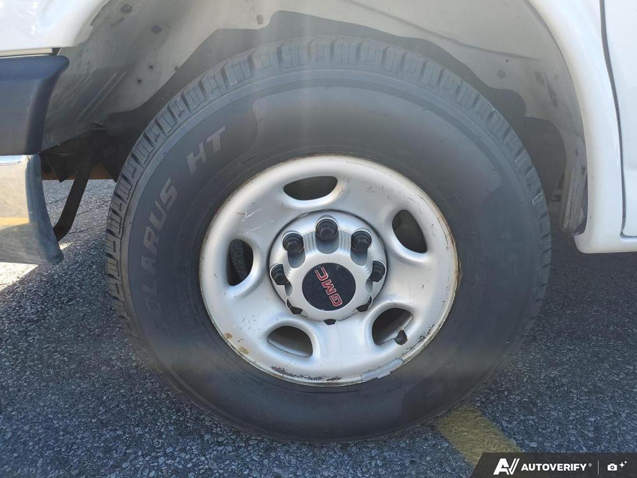 2020 GMC Savana Cargo Van RWD 2500 135" Photo