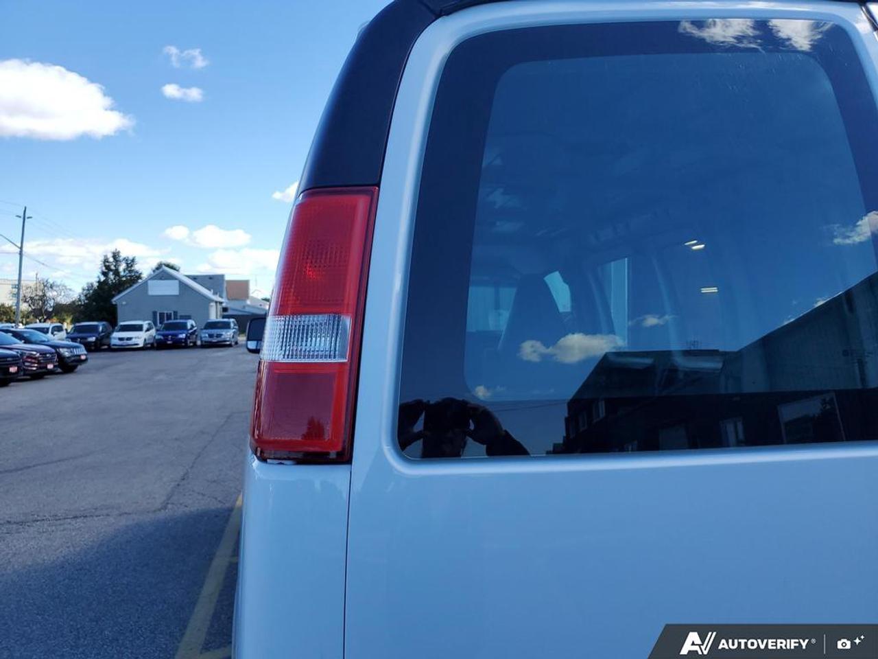 2020 GMC Savana Cargo Van RWD 2500 135" Photo