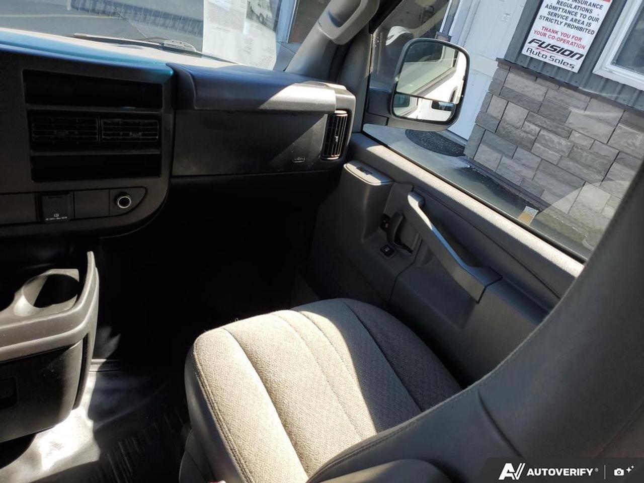 2020 GMC Savana Cargo Van RWD 2500 135" Photo