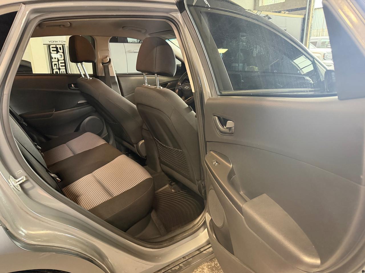 2021 Hyundai KONA 1.6T Trend AWD Photo