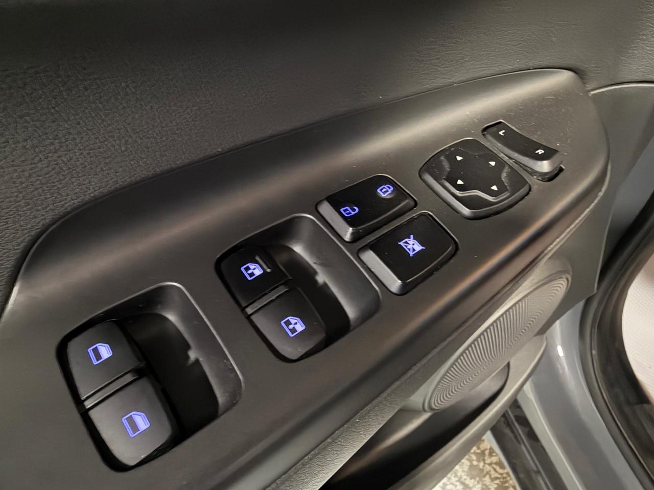 2021 Hyundai KONA 1.6T Trend AWD Photo