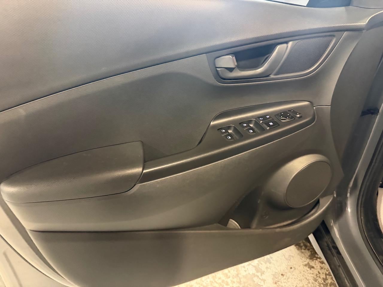 2021 Hyundai KONA 1.6T Trend AWD Photo