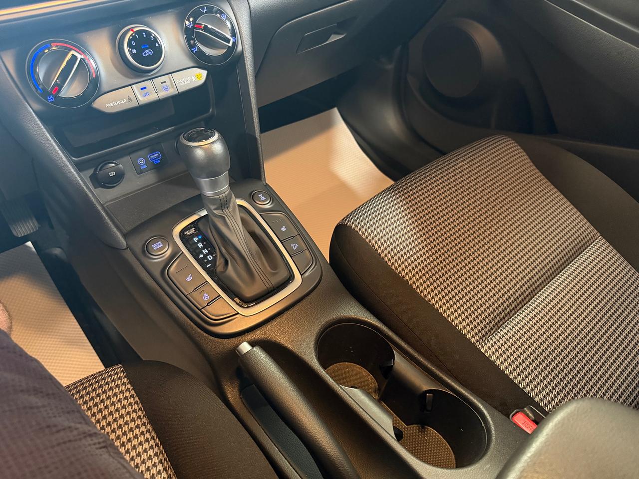 2021 Hyundai KONA 1.6T Trend AWD Photo