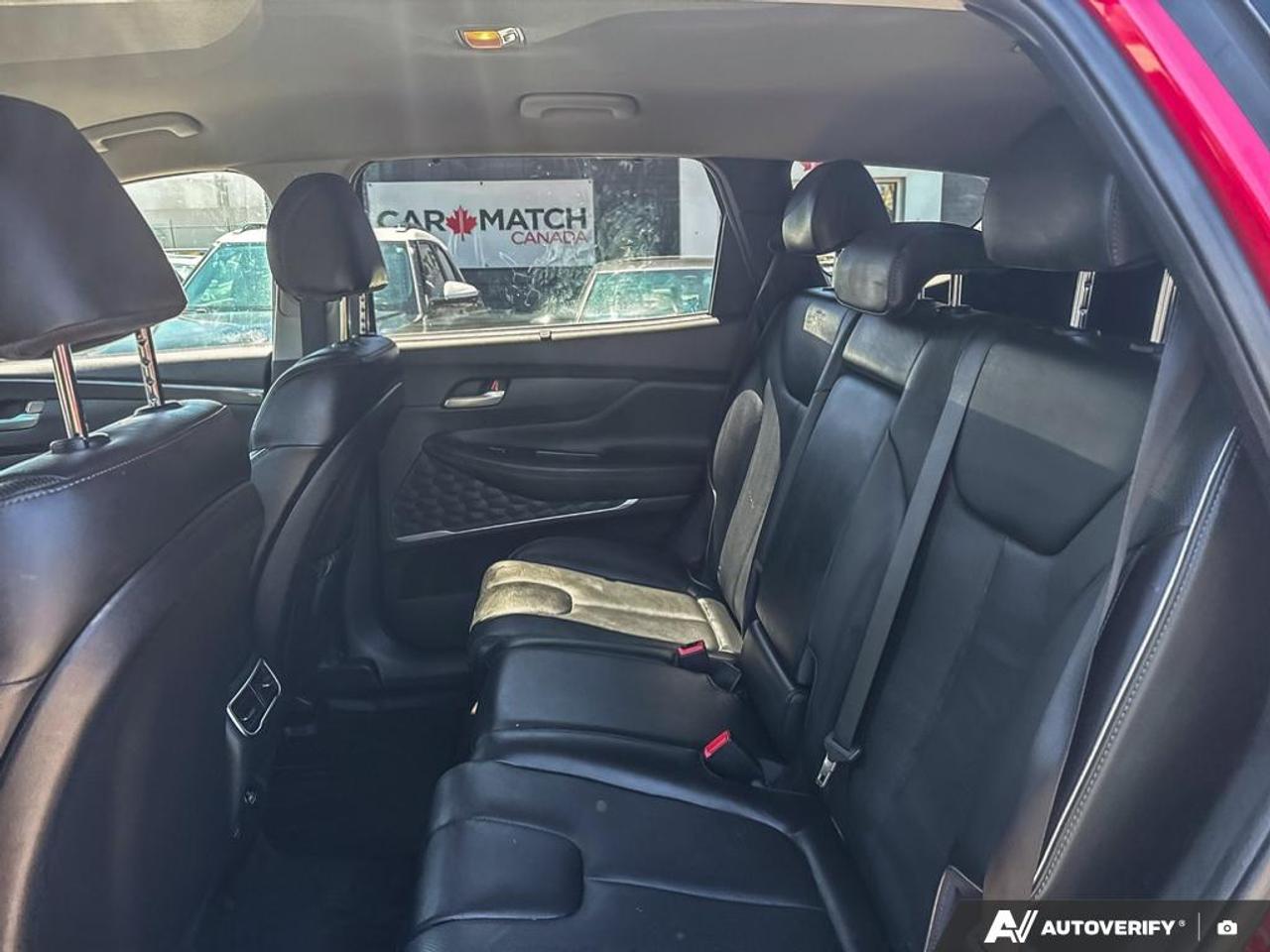 2022 Hyundai Santa Fe URBAN / NO ACCIDENTS / HTD SEATS / AWD / LEATHER Photo