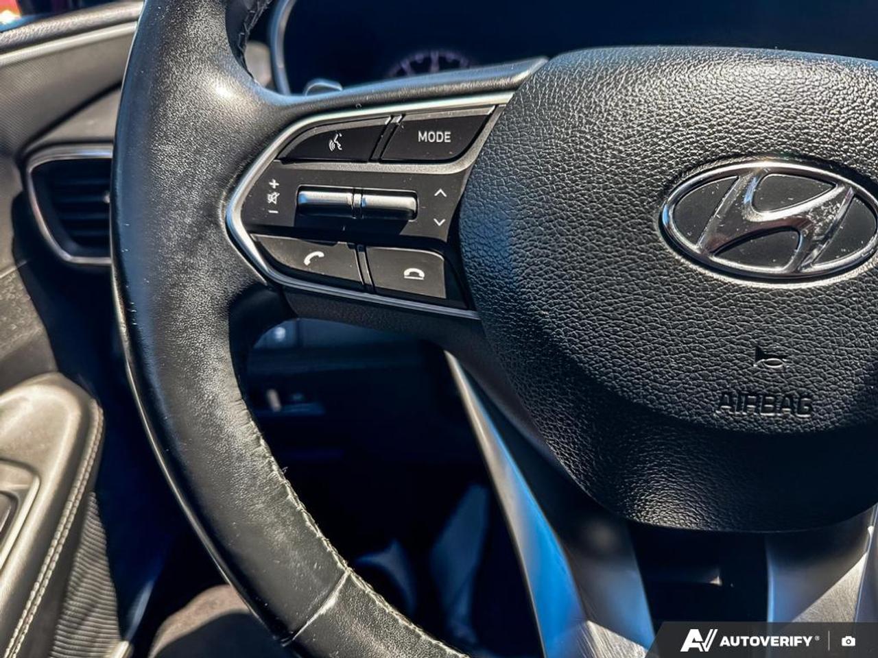 2022 Hyundai Santa Fe URBAN / NO ACCIDENTS / HTD SEATS / AWD / LEATHER Photo
