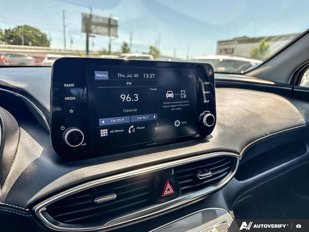 2022 Hyundai Santa Fe URBAN / NO ACCIDENTS / HTD SEATS / AWD / LEATHER Photo