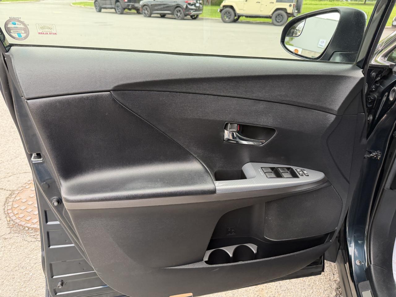 2015 Toyota Venza XLE Photo