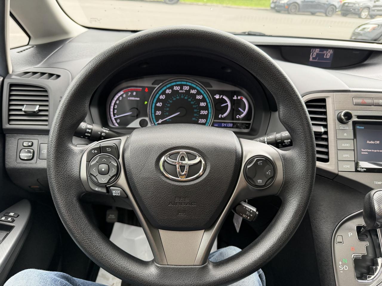2015 Toyota Venza XLE Photo