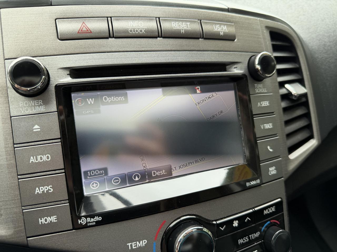 2015 Toyota Venza XLE Photo