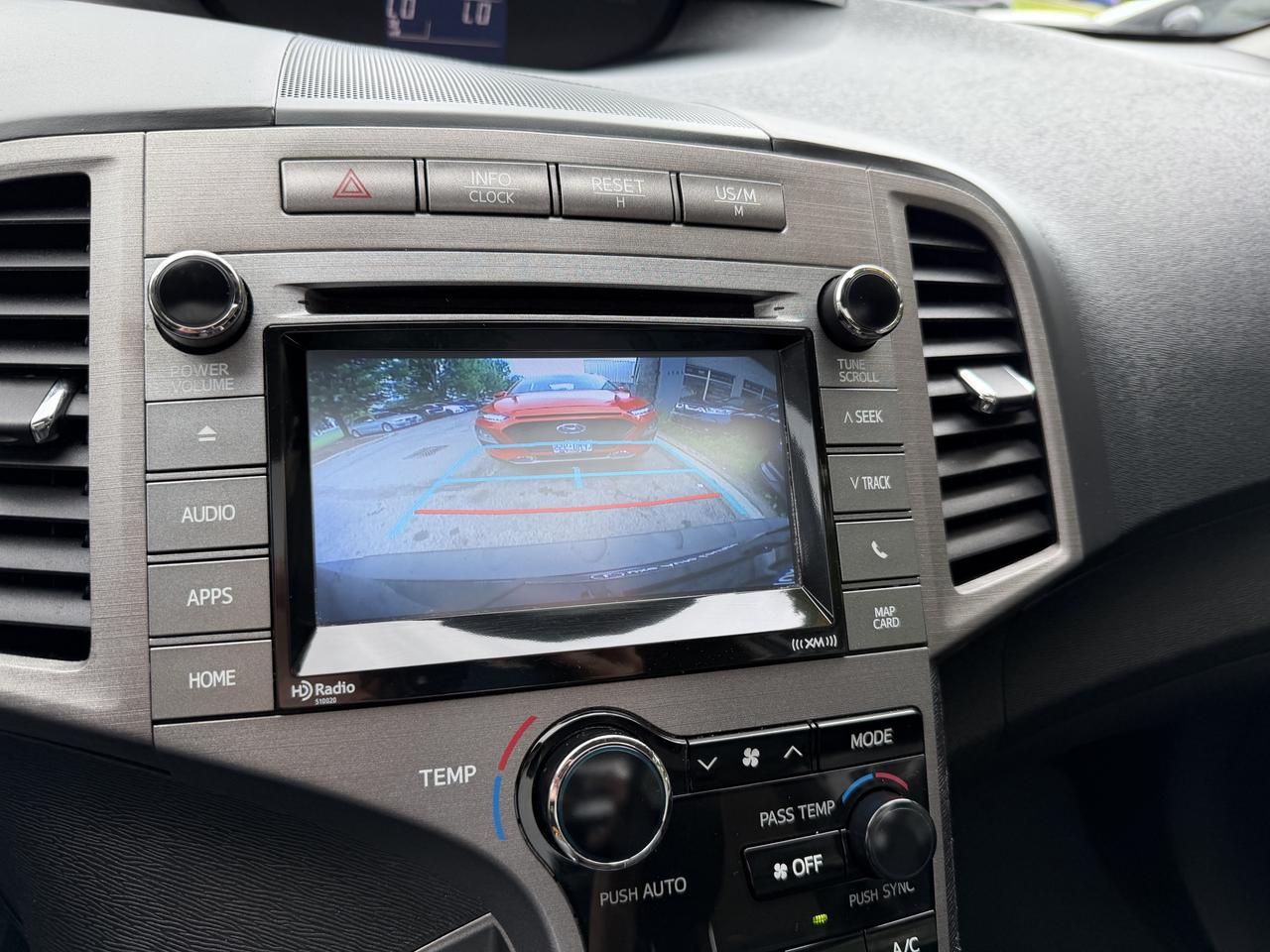 2015 Toyota Venza XLE - Photo #25