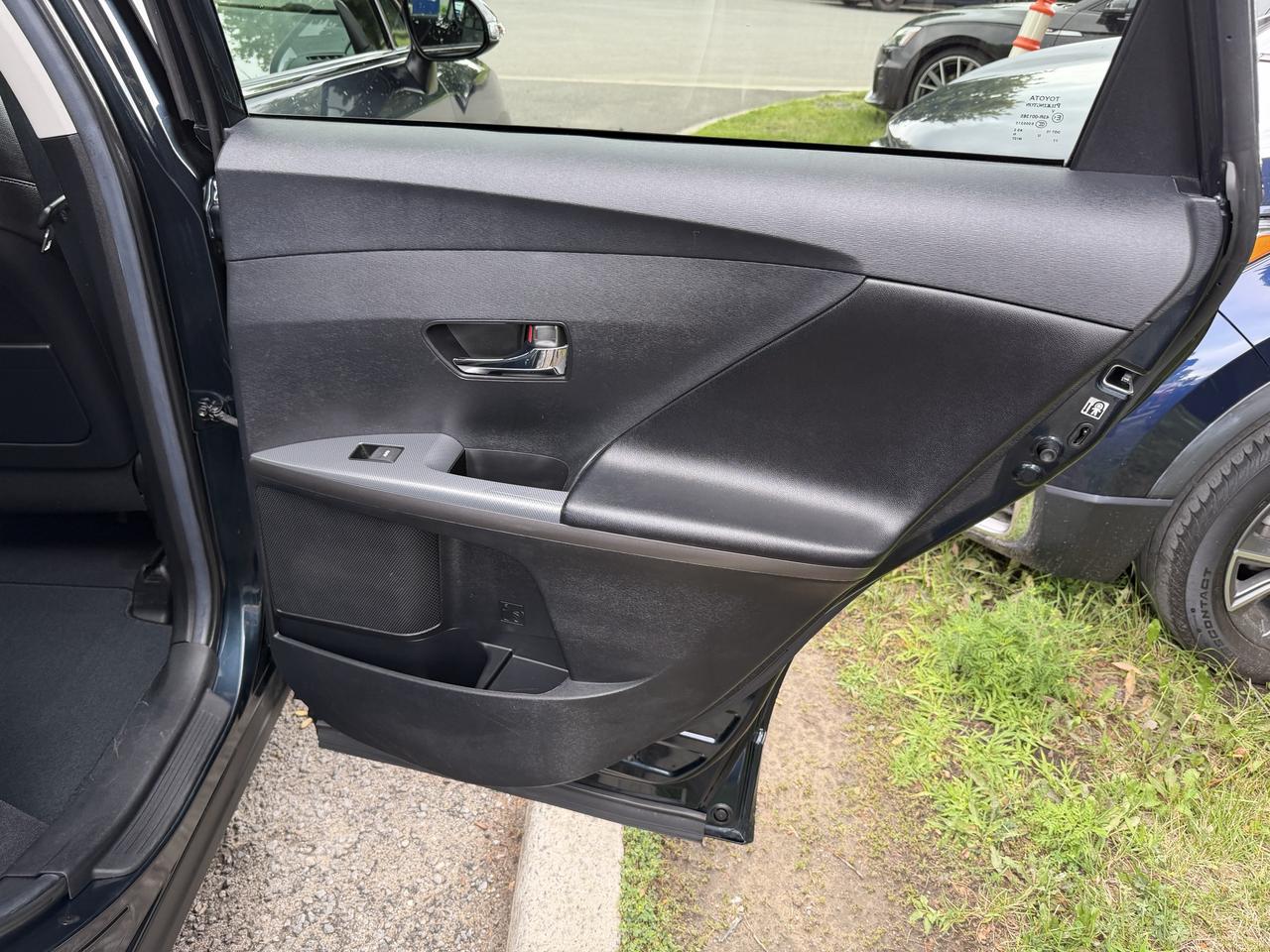 2015 Toyota Venza XLE - Photo #32