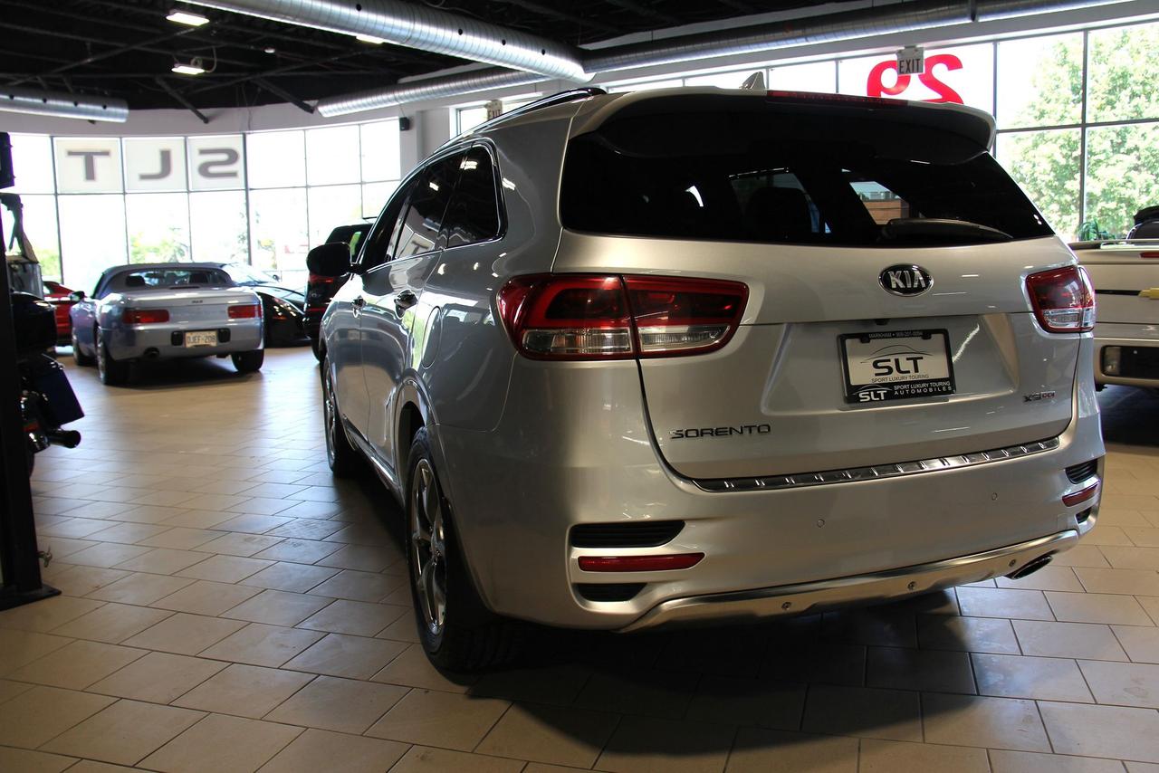 2017 Kia Sorento 2.0L Turbo SX Photo