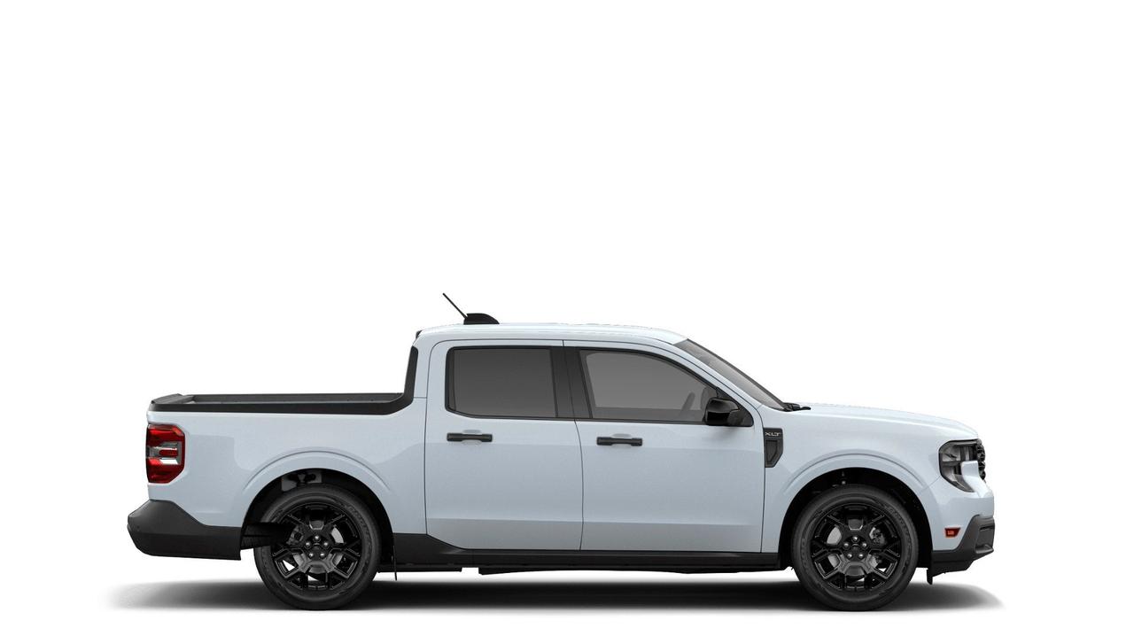 2026 Ford Maverick XLT AWD, 4K TOW PKG, BLACK APPEARANCE PKG Photo