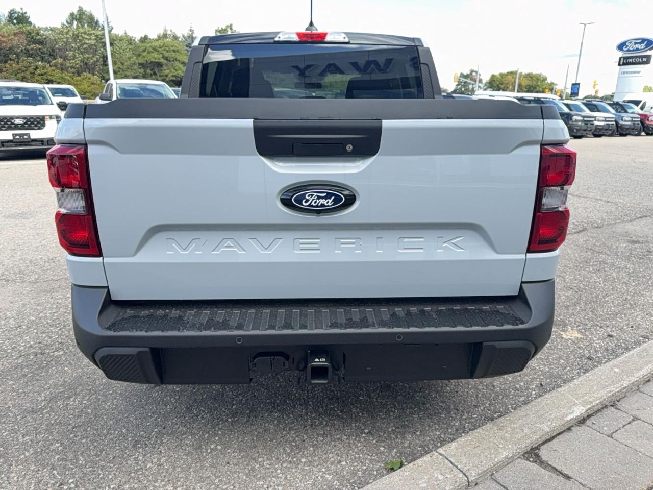 2026 Ford Maverick XLT AWD, 4K TOW PKG, BLACK APPEARANCE PKG Photo3