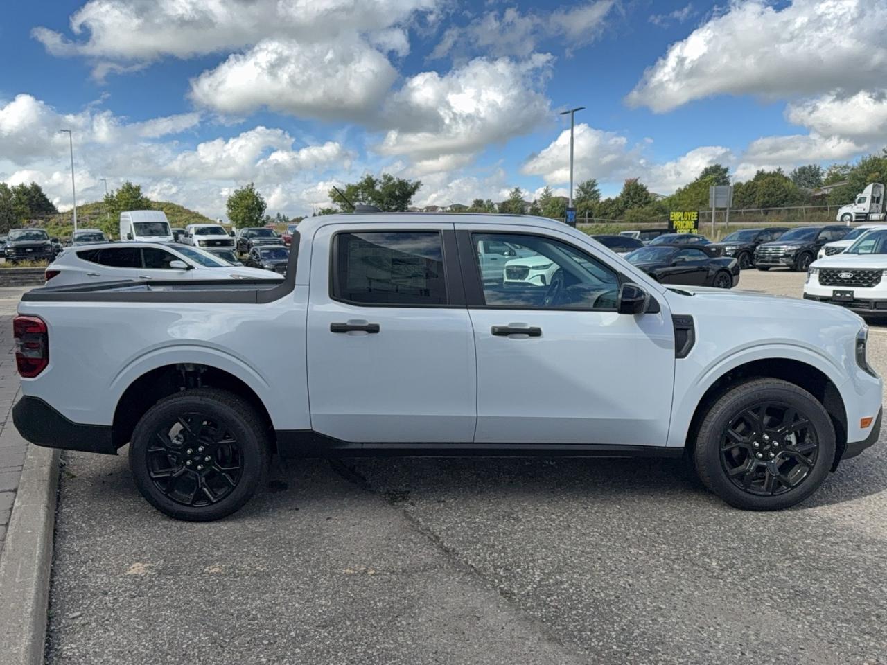 2026 Ford Maverick XLT AWD, 4K TOW PKG, BLACK APPEARANCE PKG Photo2