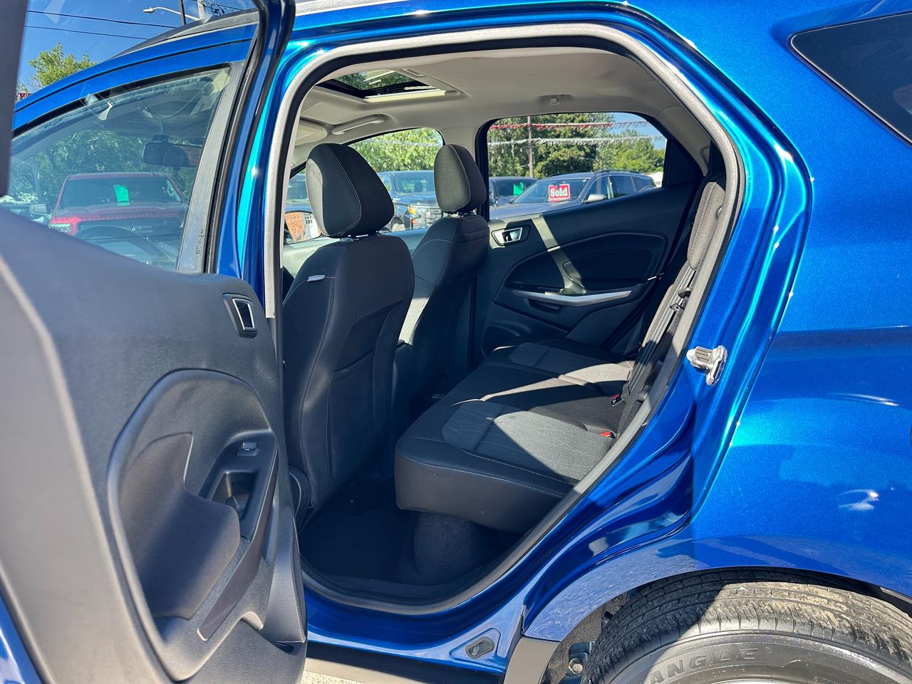 2019 Ford EcoSport SE Heated Cloth NAV FM/XM Sunroof BackupCam A/C Photo