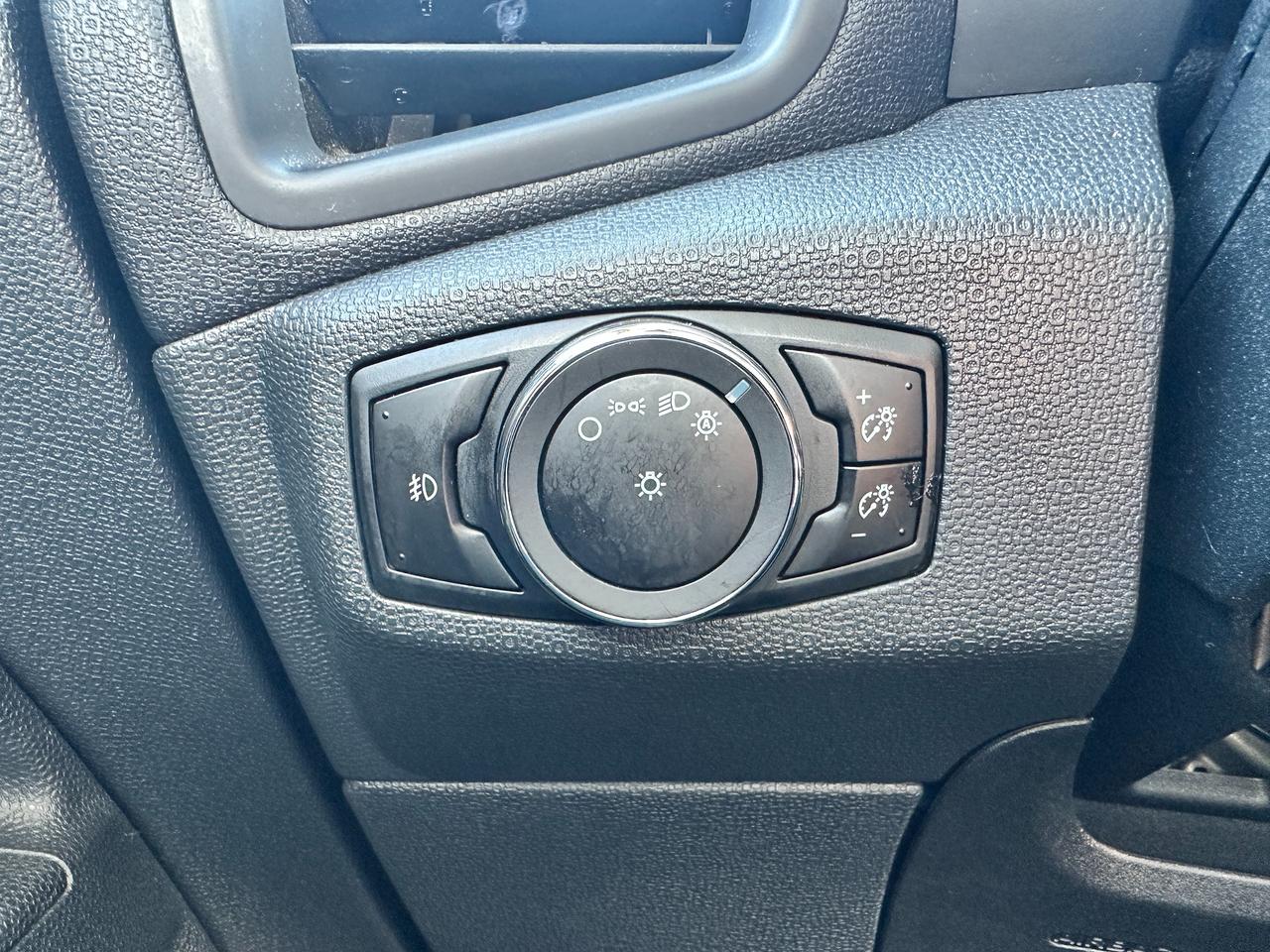 2019 Ford EcoSport SE Heated Cloth NAV FM/XM Sunroof BackupCam A/C Photo