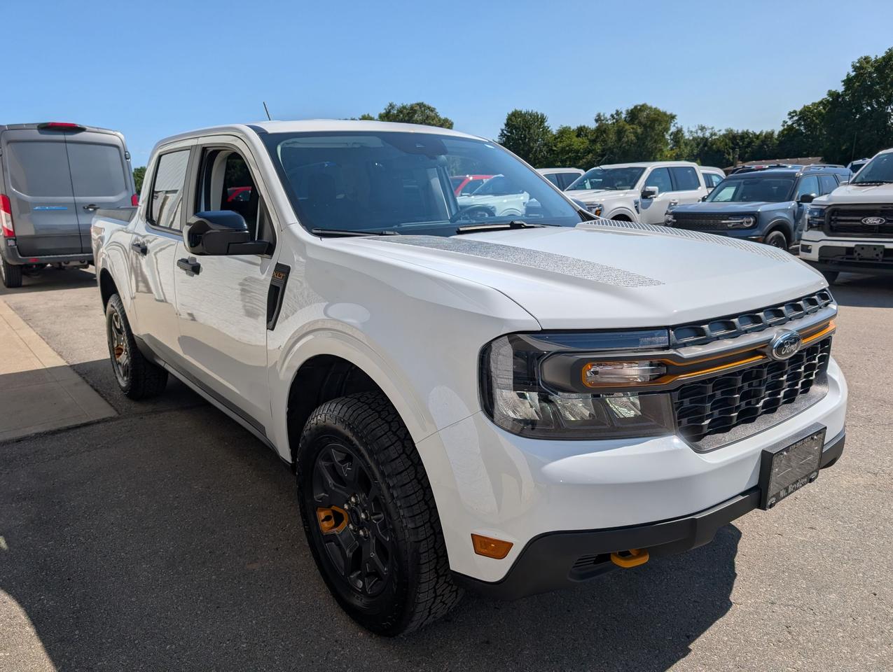2024 Ford Maverick XLT Advanced AWD SuperCrew Photo2