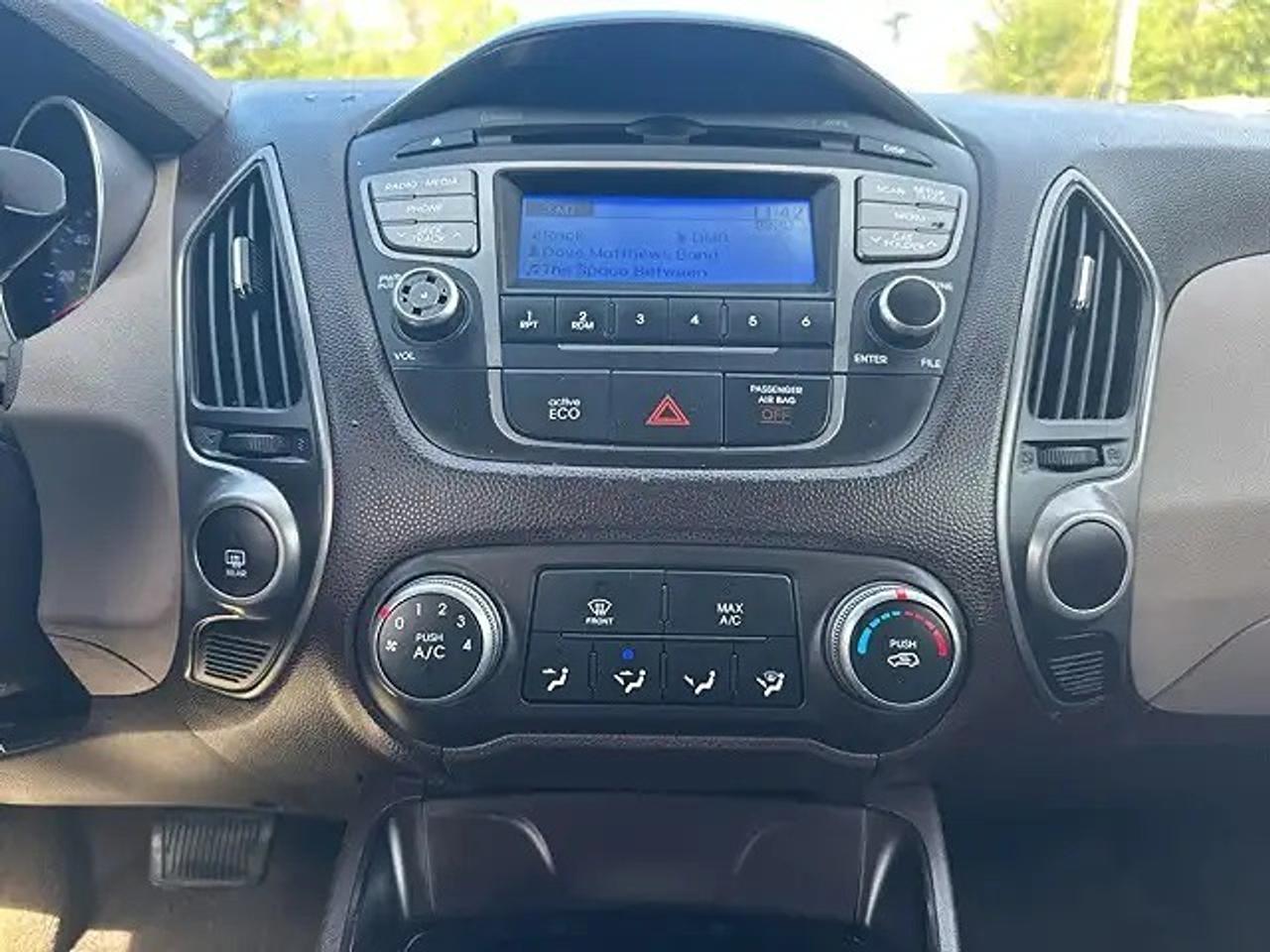 2015 Hyundai Tucson GL Photo4