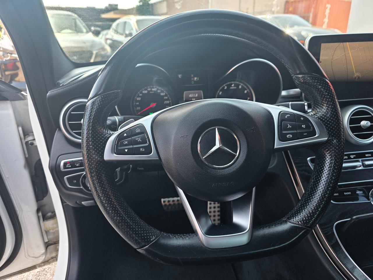 2015 Mercedes-Benz C-Class C 400 4Matic Photo