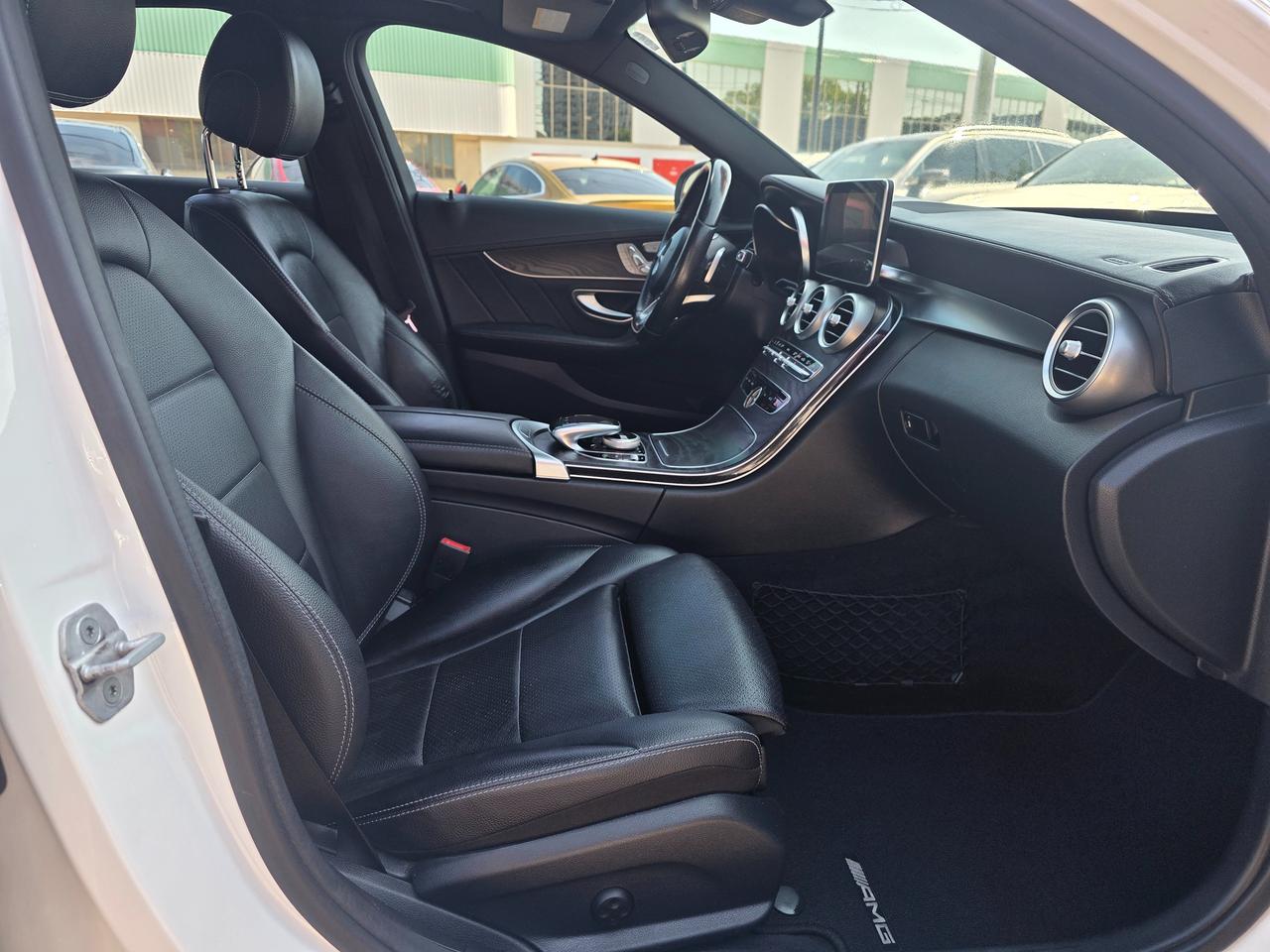 2015 Mercedes-Benz C-Class C 400 4Matic Photo