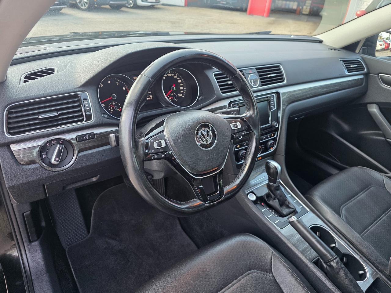 2016 Volkswagen Passat COMFORTLINE Photo