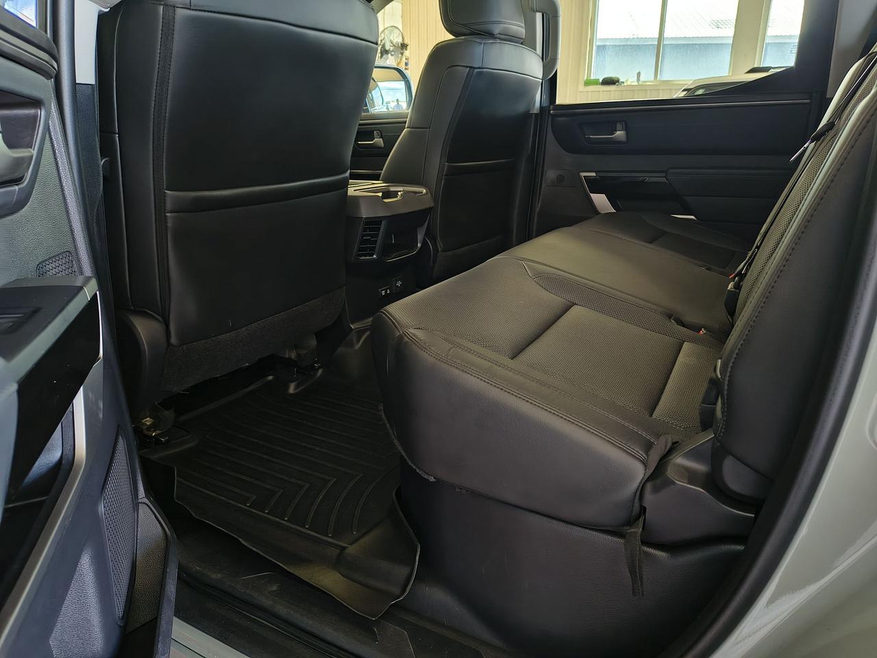 2023 Toyota Tundra Limited  Photo0