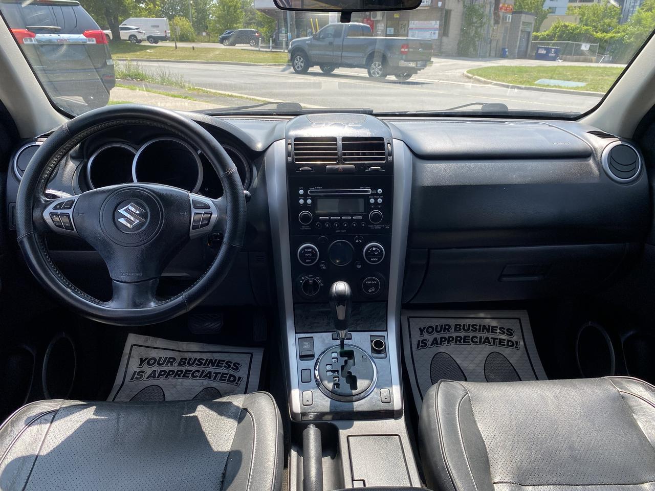2010 Suzuki Grand Vitara JLX/4x4/Automatic/Leather/Sumroof Photo