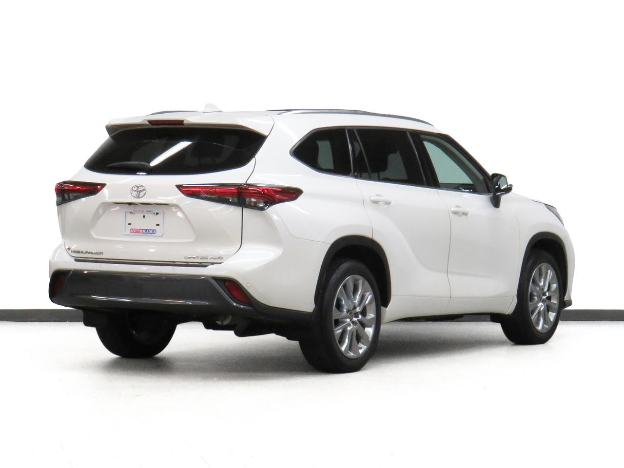 2021 Toyota Highlander XLE AWD | Moonroof | Leather | ACC | BSM | CarPlay Photo