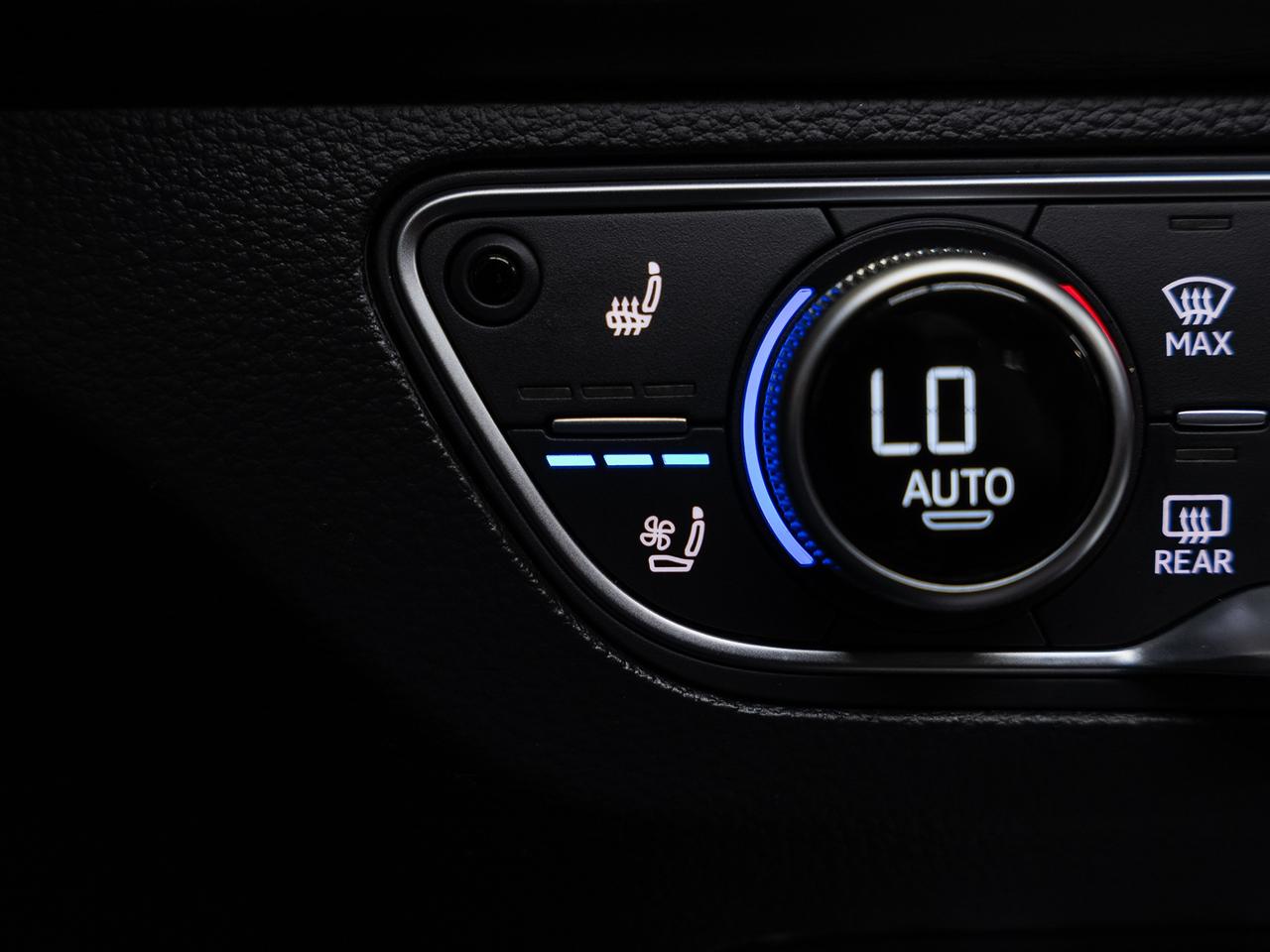 2020 Audi Q5 TECHNIK AWD | Nav | Pano roof | Leather | CarPlay Photo