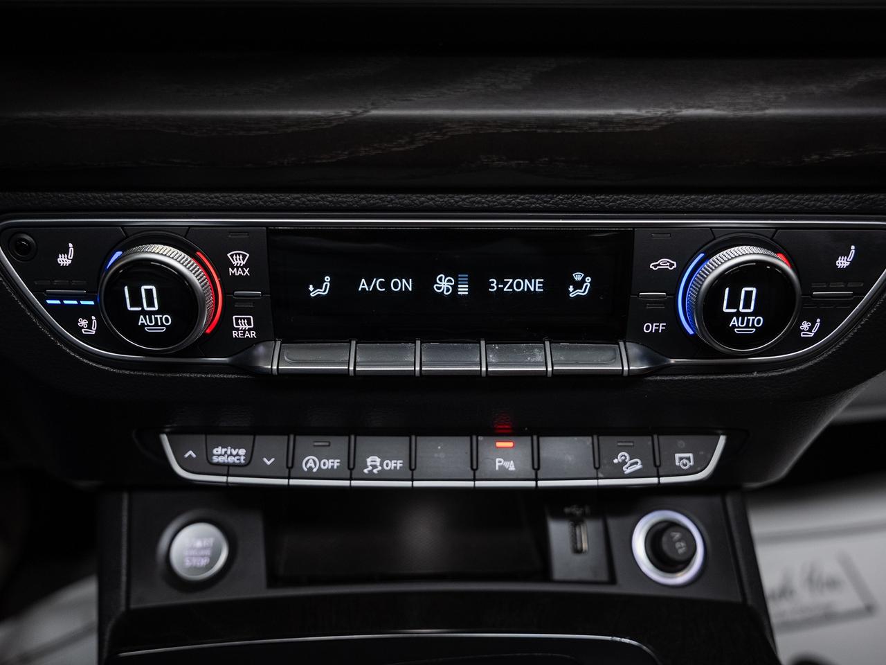 2020 Audi Q5 TECHNIK AWD | Nav | Pano roof | Leather | CarPlay Photo