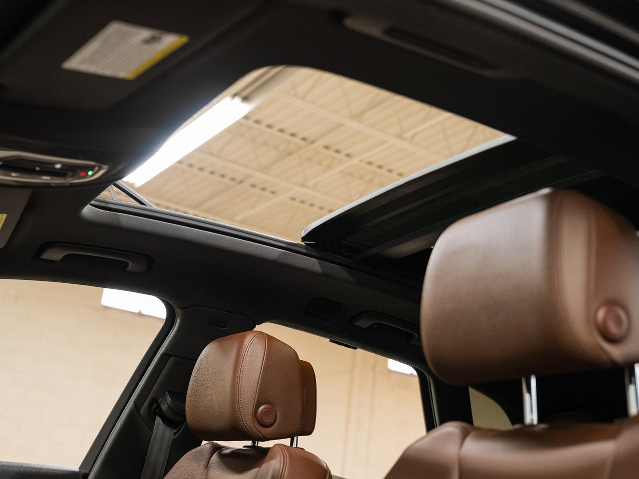 2020 Audi Q5 TECHNIK AWD | Nav | Pano roof | Leather | CarPlay Photo
