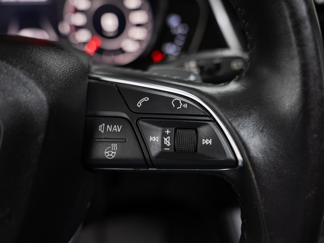 2020 Audi Q5 TECHNIK AWD | Nav | Pano roof | Leather | CarPlay Photo