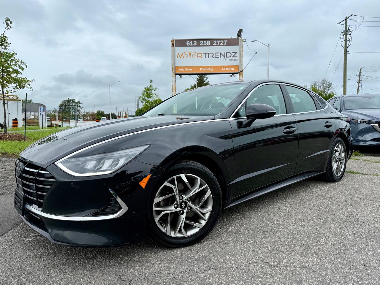 2021 Hyundai Sonata Preferred AutoStart! CarPlay! Heat Steering! Photo0