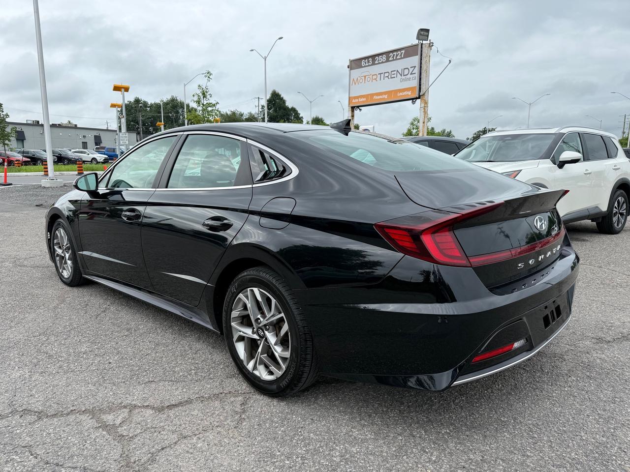 2021 Hyundai Sonata Preferred AutoStart! CarPlay! Heat Steering! Photo