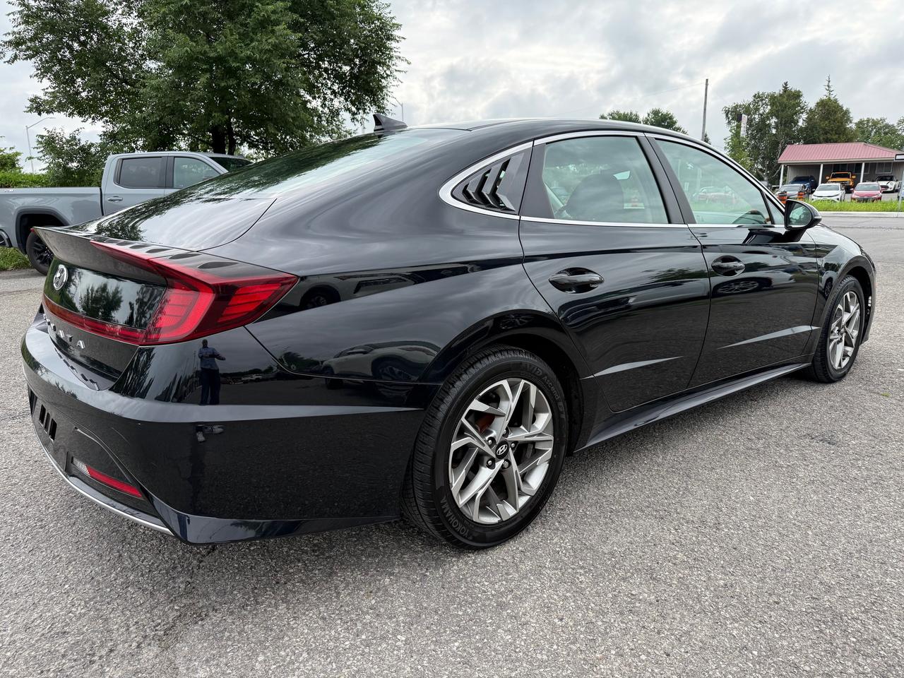 2021 Hyundai Sonata Preferred AutoStart! CarPlay! Heat Steering! Photo