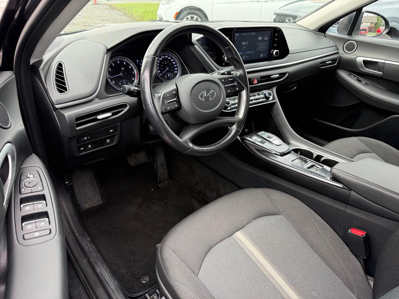 2021 Hyundai Sonata Preferred AutoStart! CarPlay! Heat Steering! Photo