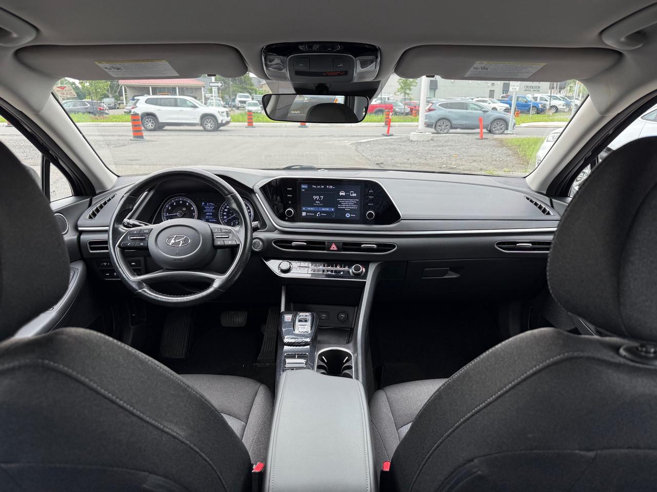 2021 Hyundai Sonata Preferred AutoStart! CarPlay! Heat Steering! Photo