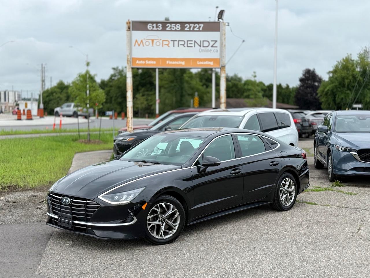 2021 Hyundai Sonata Preferred AutoStart! CarPlay! Heat Steering! Photo