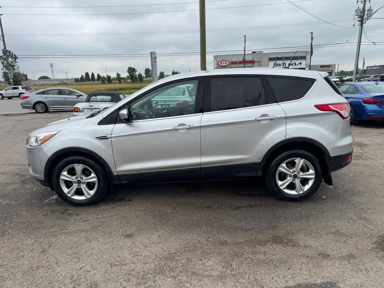 2015 Ford Escape SE, ALLOYS, ONLY 172KMS, 4 CYLINDER, AUTO, CERT Photo