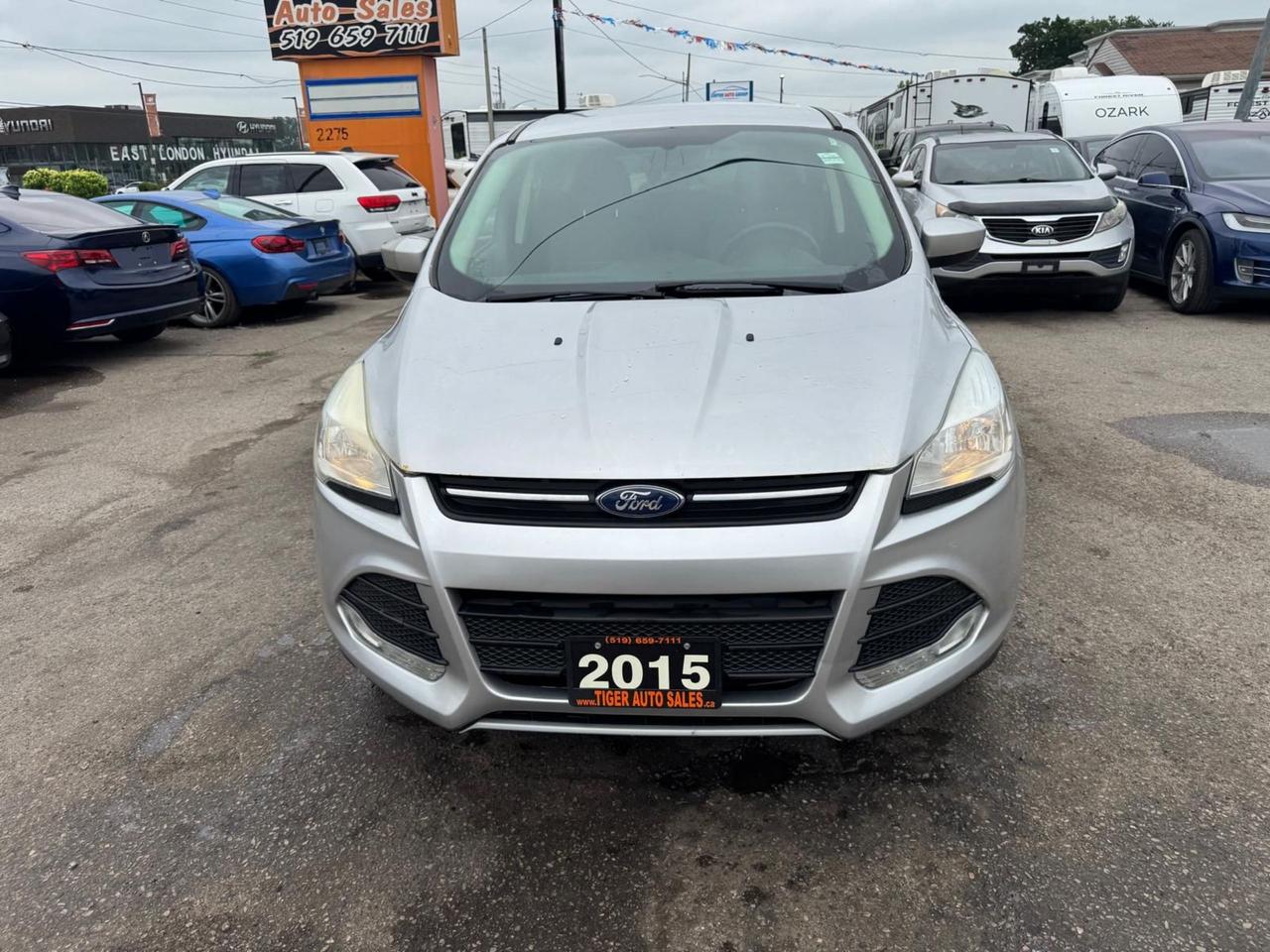 2015 Ford Escape SE, ALLOYS, ONLY 172KMS, 4 CYLINDER, AUTO, CERT Photo
