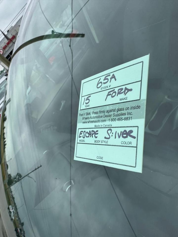 2015 Ford Escape SE, ALLOYS, ONLY 172KMS, 4 CYLINDER, AUTO, CERT Photo