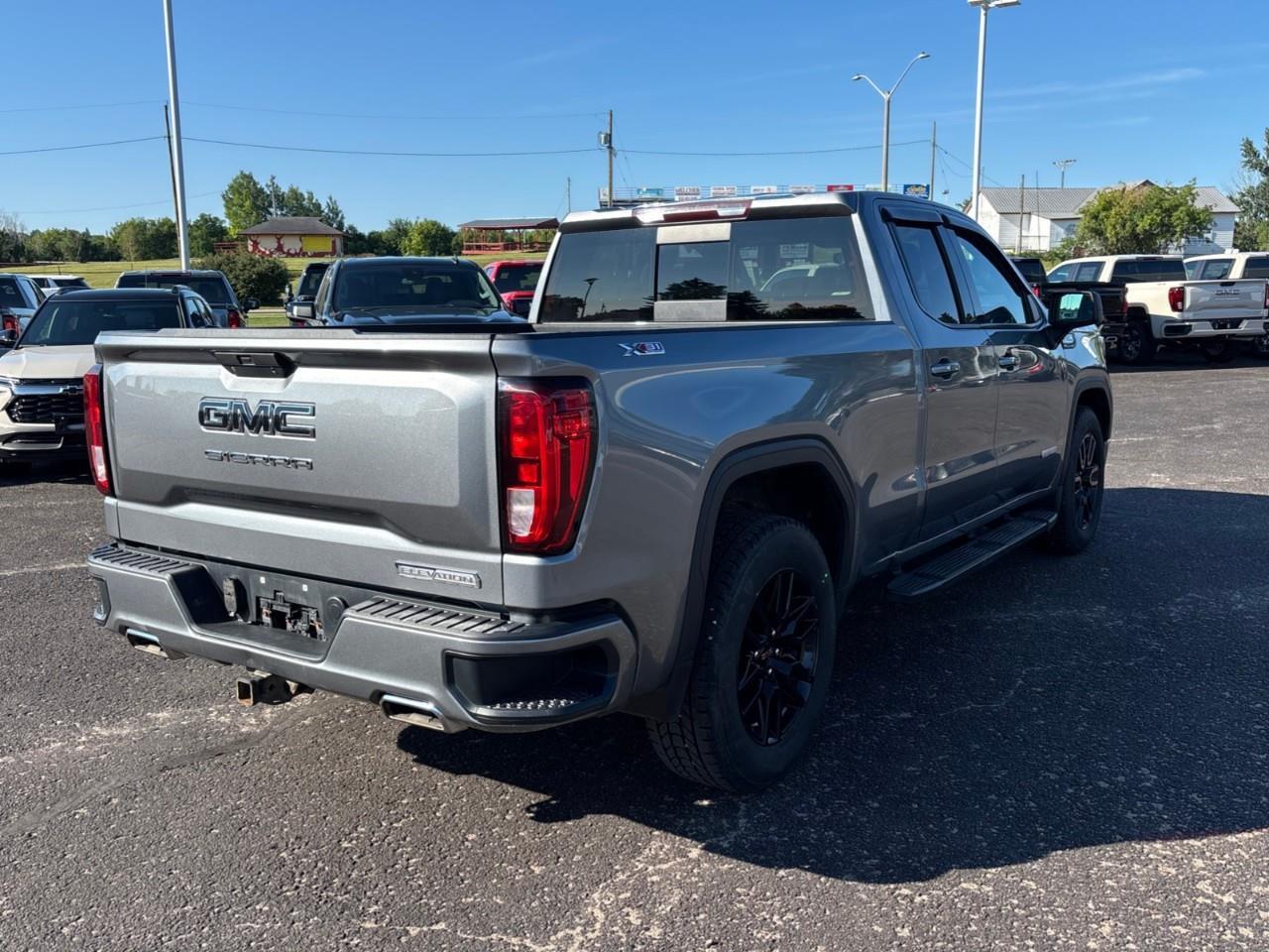 2020 GMC Sierra 1500 Elevation Used 5 Passenger Double Cab 6.6ft Box 4X4 V8 Truck with Heated Front Seats, Heated Steering Wheel and 8 Colour Touchscreen Radio with Apple CarPlay, Android Auto and a Bose Speaker System Photo