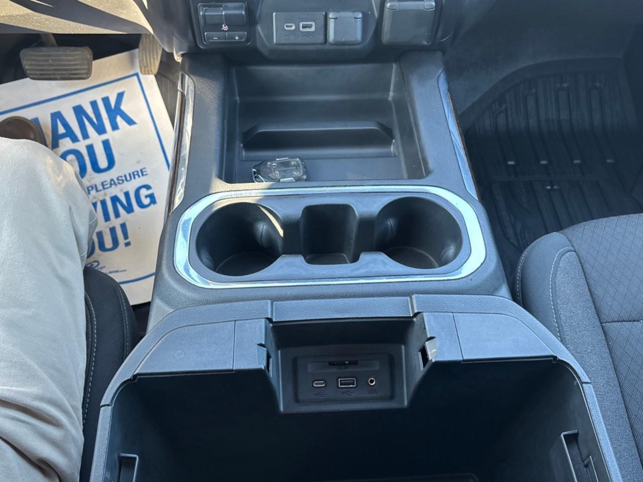 2020 GMC Sierra 1500 Elevation Used 5 Passenger Double Cab 6.6ft Box 4X4 V8 Truck with Heated Front Seats, Heated Steering Wheel and 8 Colour Touchscreen Radio with Apple CarPlay, Android Auto and a Bose Speaker System Photo