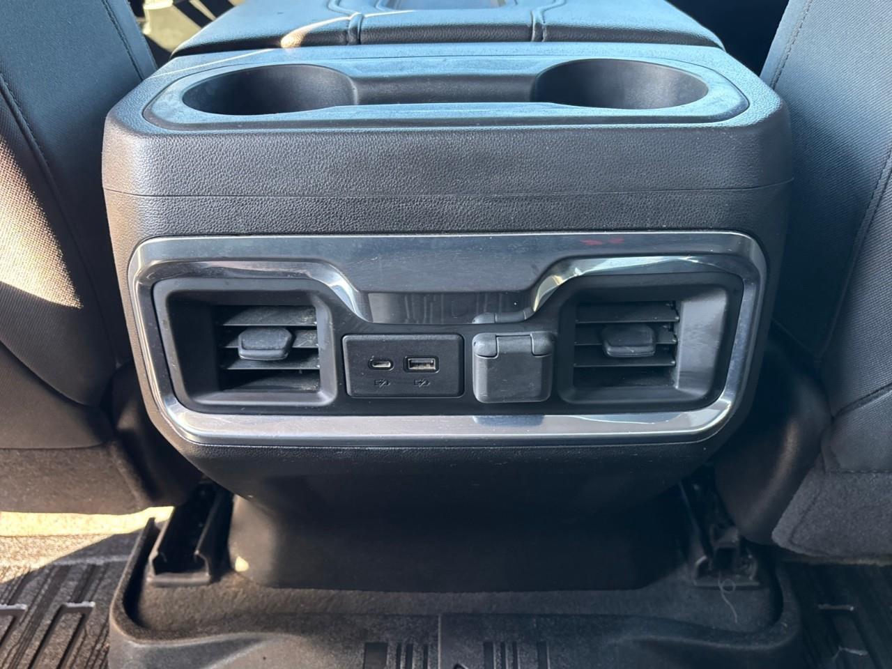 2020 GMC Sierra 1500 Elevation Used 5 Passenger Double Cab 6.6ft Box 4X4 V8 Truck with Heated Front Seats, Heated Steering Wheel and 8 Colour Touchscreen Radio with Apple CarPlay, Android Auto and a Bose Speaker System Photo